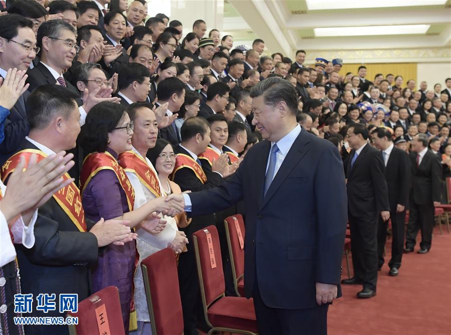 ”习近平会见中国红十字会第十一次全国会员代表大会代表